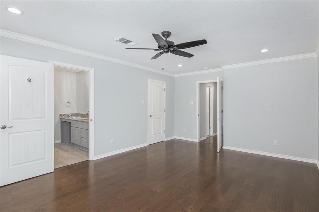 2811 Frostwood Circle, Dickinson, Texas image 22