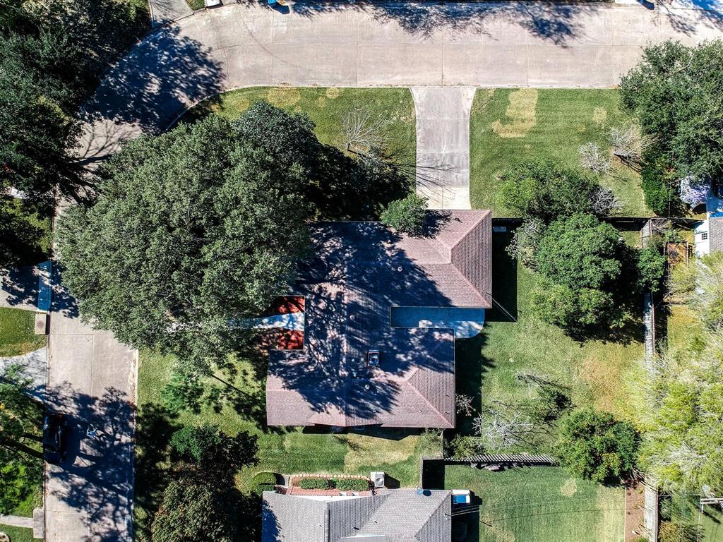 2811 Frostwood Circle, Dickinson, Texas image 6