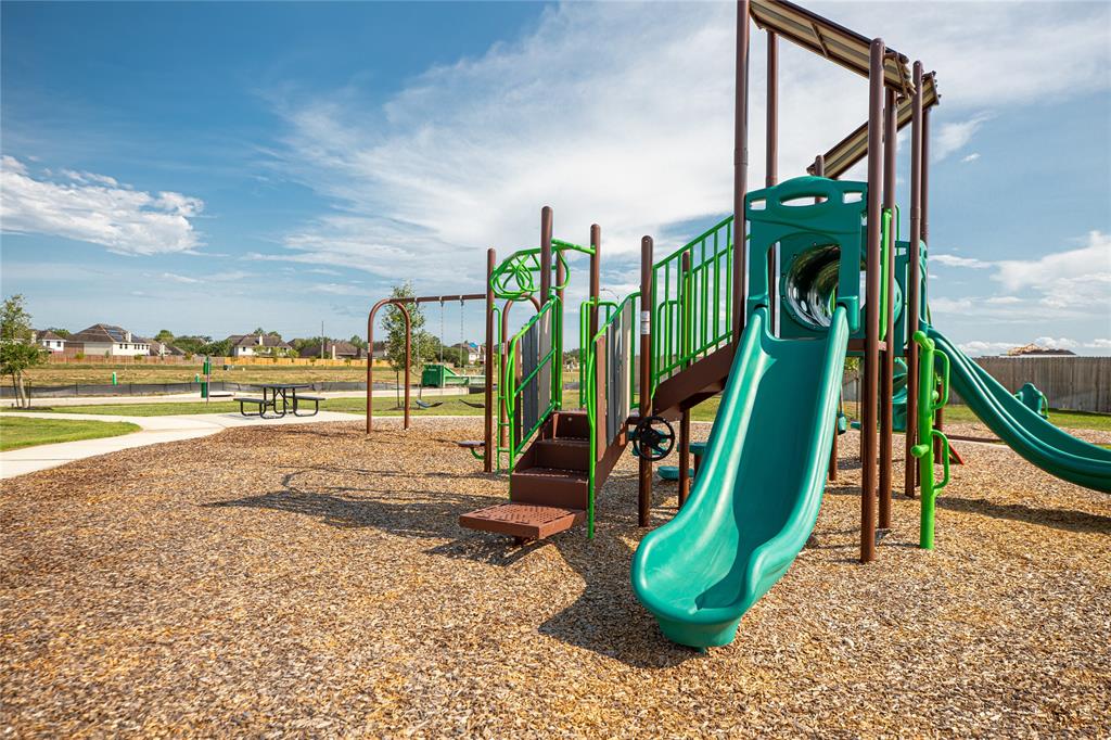 5135 Cannon Christopher Drive, Rosharon, Texas image 30
