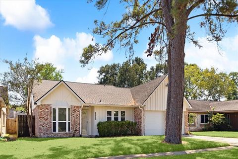 A home in Missouri City