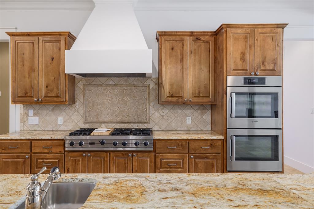 508 Golden Bear Drive, Austin, Texas image 13