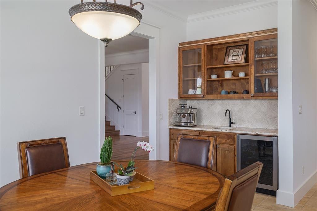 508 Golden Bear Drive, Austin, Texas image 11