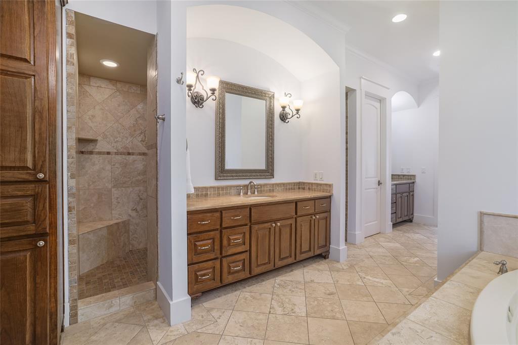 508 Golden Bear Drive, Austin, Texas image 22