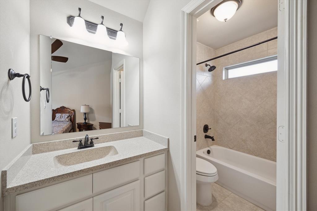 75 Twin Ponds Place, The Woodlands, Texas image 28