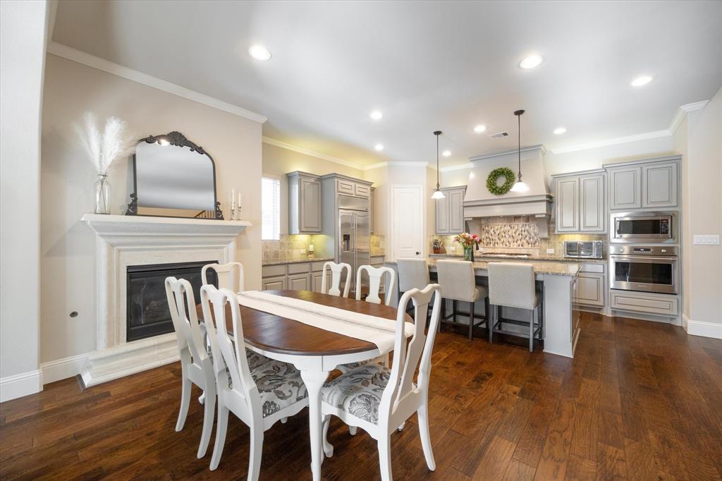 75 Twin Ponds Place, The Woodlands, Texas image 6