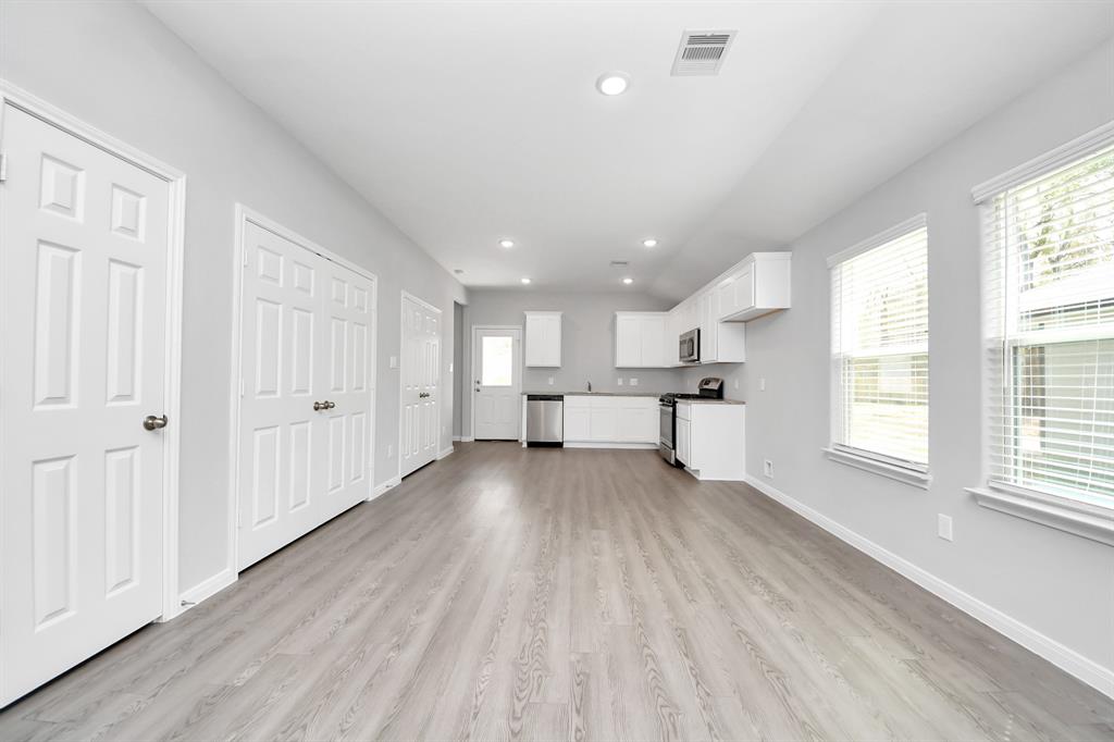 805 Jefferson Ave, Cleveland, Texas image 11