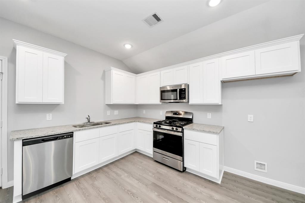805 Jefferson Ave, Cleveland, Texas image 14