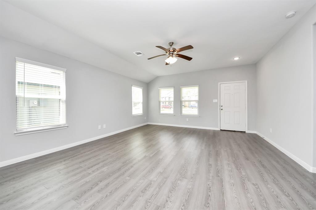 805 Jefferson Ave, Cleveland, Texas image 6
