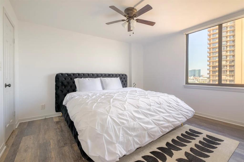 3525 Sage Road #1105, Houston, Texas image 9