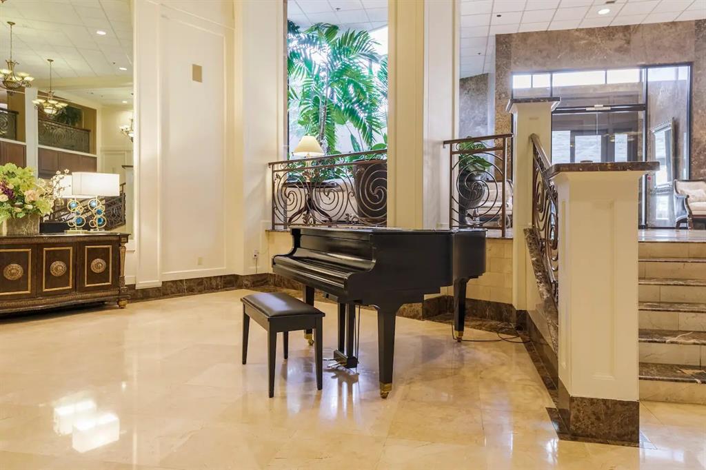 3525 Sage Road #1105, Houston, Texas image 13