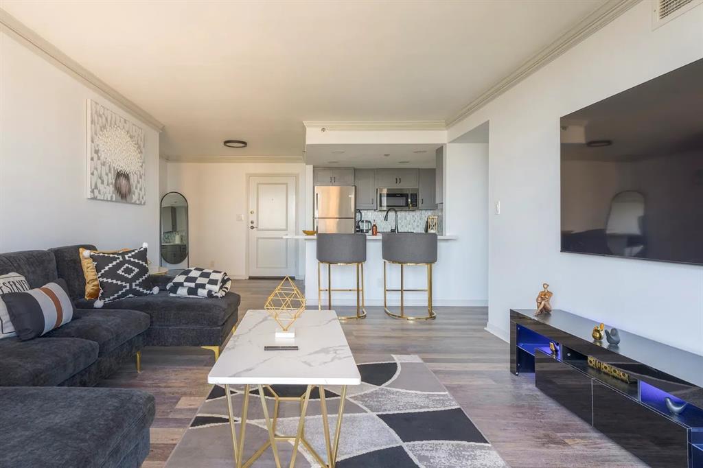 3525 Sage Road #1105, Houston, Texas image 3