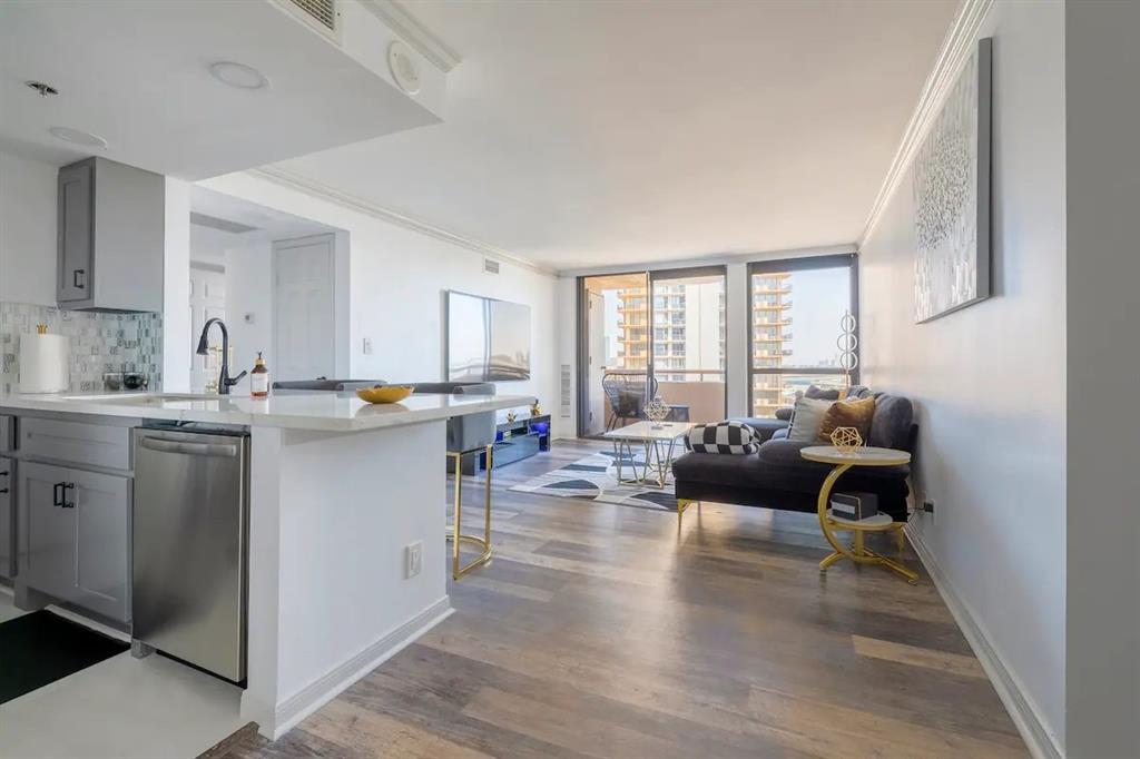 3525 Sage Road #1105, Houston, Texas image 1