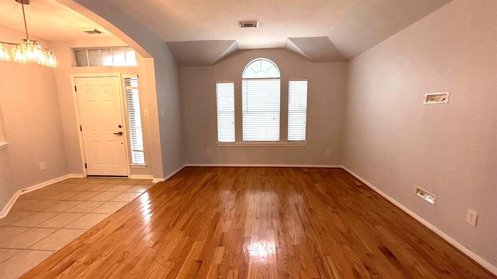 8106 Saragosa Blue Lane, Richmond, Texas image 6
