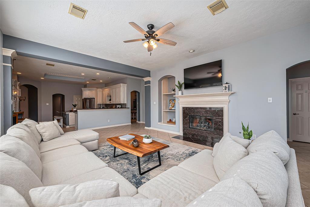 14610 Golden Bough Lane, Humble, Texas image 8
