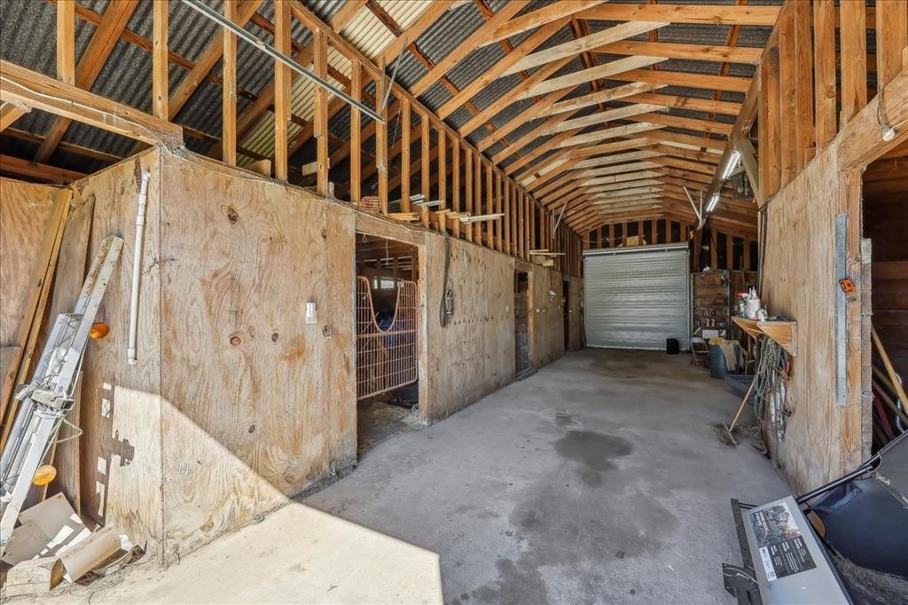 8475 Winzer Road, Beaumont, Texas image 38