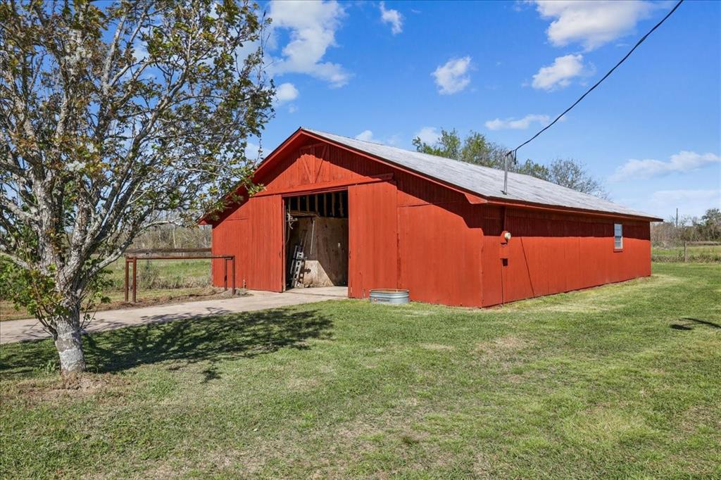 8475 Winzer Road, Beaumont, Texas image 36