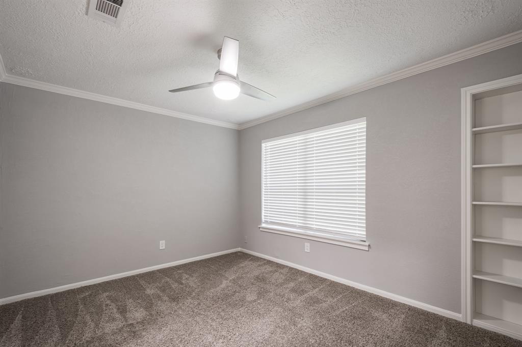1714 Woodland Vista Drive, Houston, Texas image 25