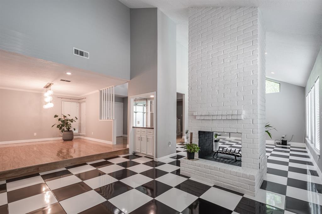 1714 Woodland Vista Drive, Houston, Texas image 12