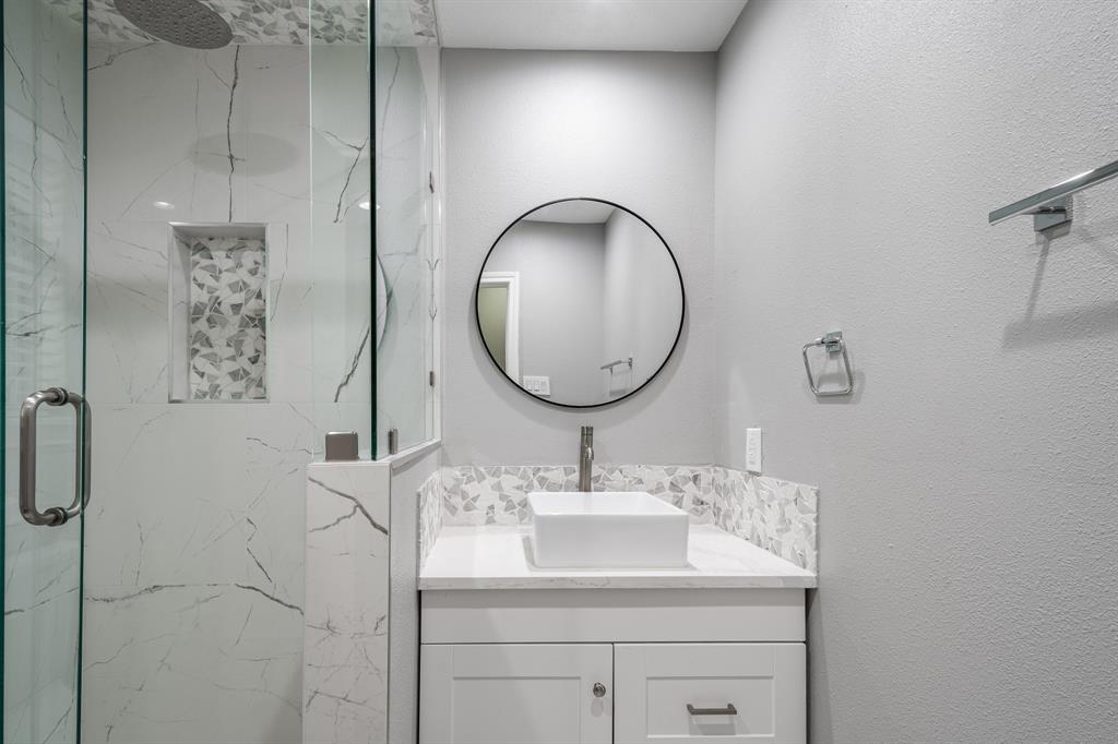 1714 Woodland Vista Drive, Houston, Texas image 29