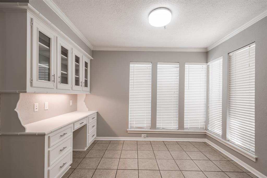 1714 Woodland Vista Drive, Houston, Texas image 14