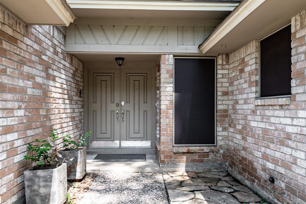 1714 Woodland Vista Drive, Houston, Texas image 5