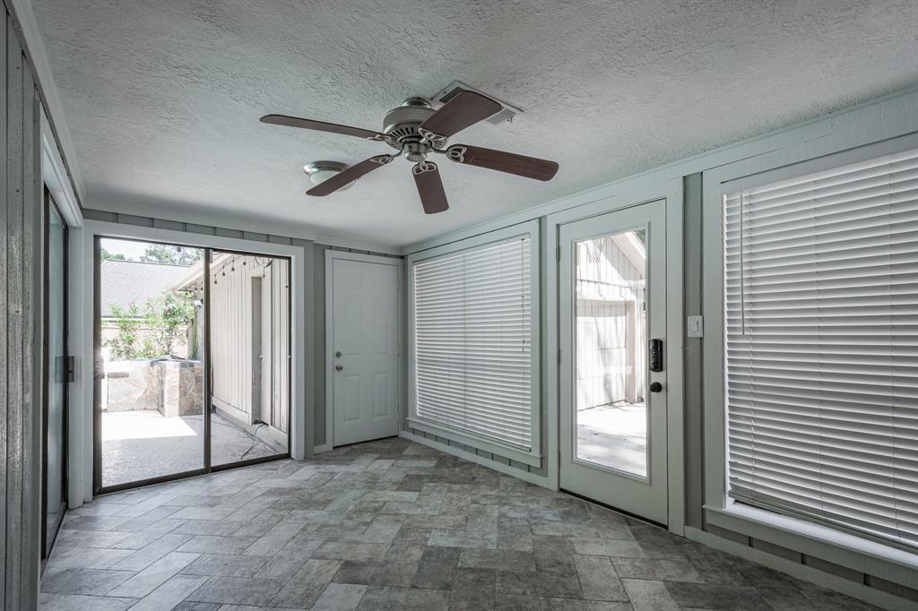 1714 Woodland Vista Drive, Houston, Texas image 30