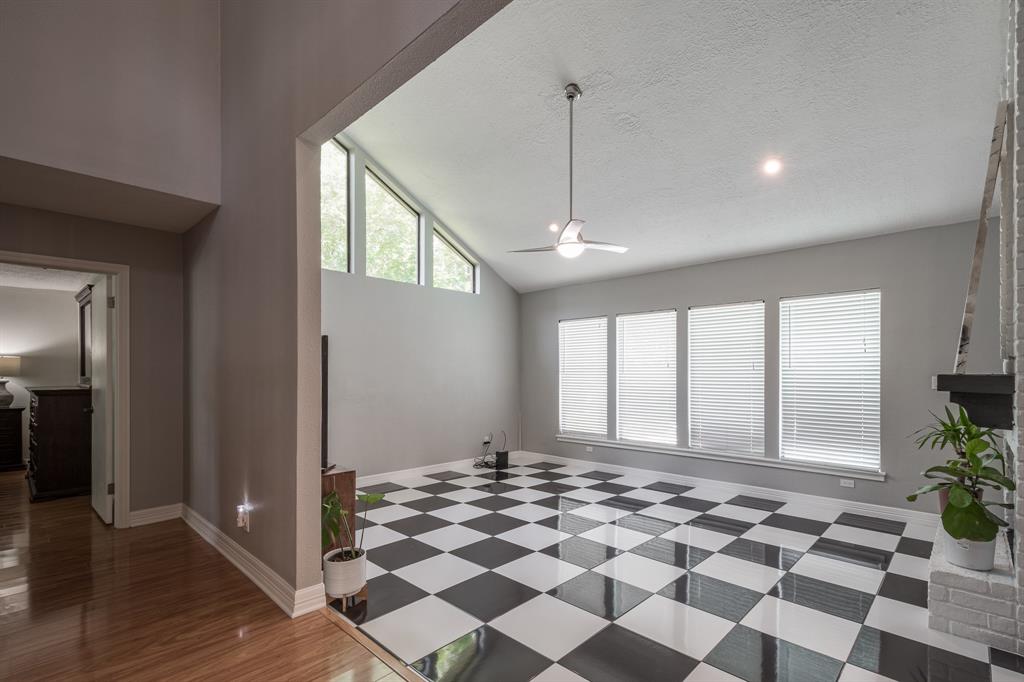 1714 Woodland Vista Drive, Houston, Texas image 10