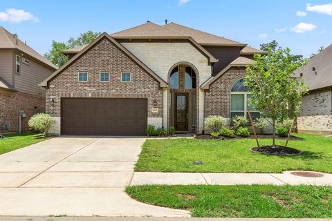 Single Family Residence in Conroe TX 3400 Hickory Leaf Court.jpg