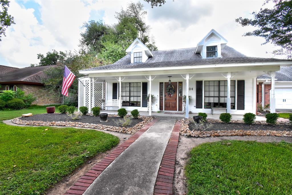 404 Huckleberry Drive