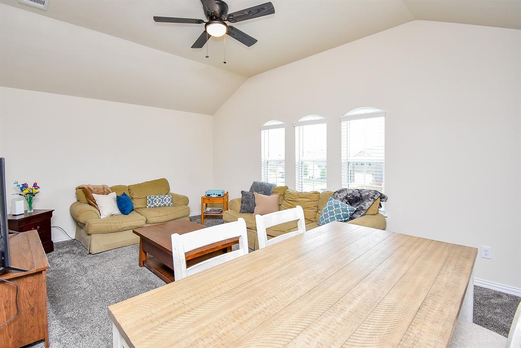32903 Silver Meadow Way, Brookshire, Texas image 6