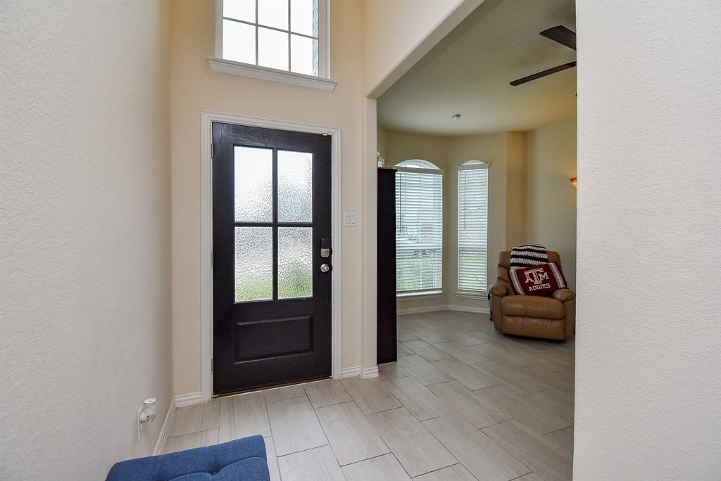 32903 Silver Meadow Way, Brookshire, Texas image 3