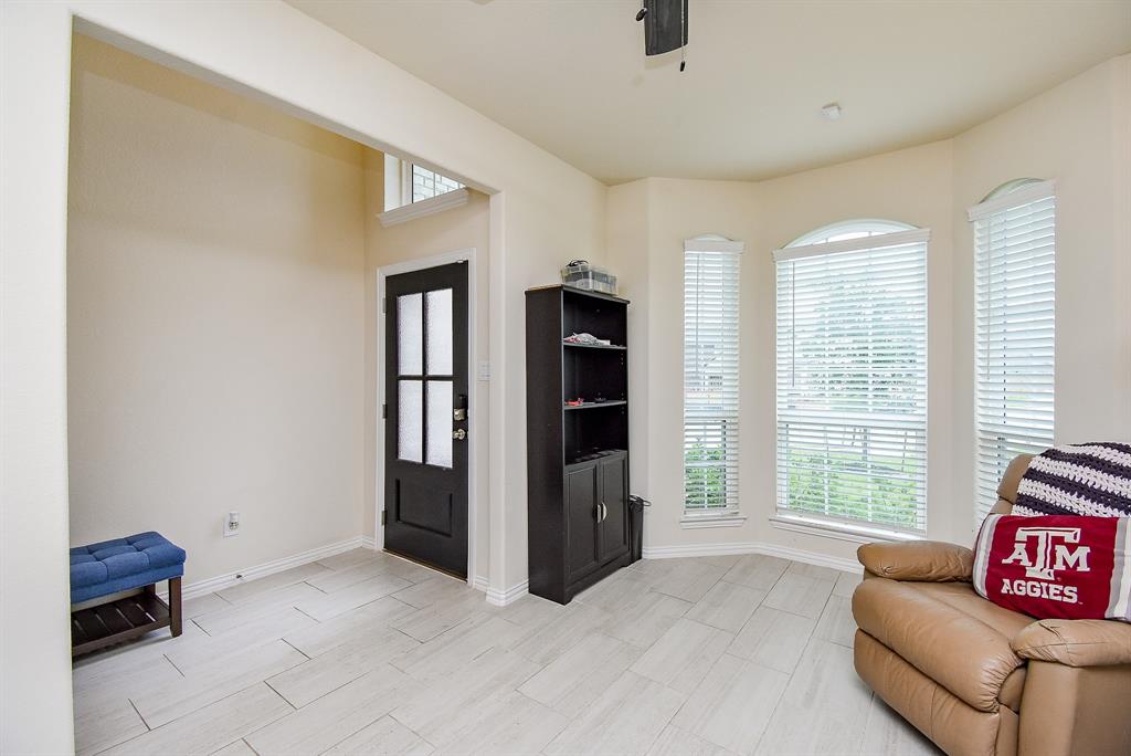 32903 Silver Meadow Way, Brookshire, Texas image 4