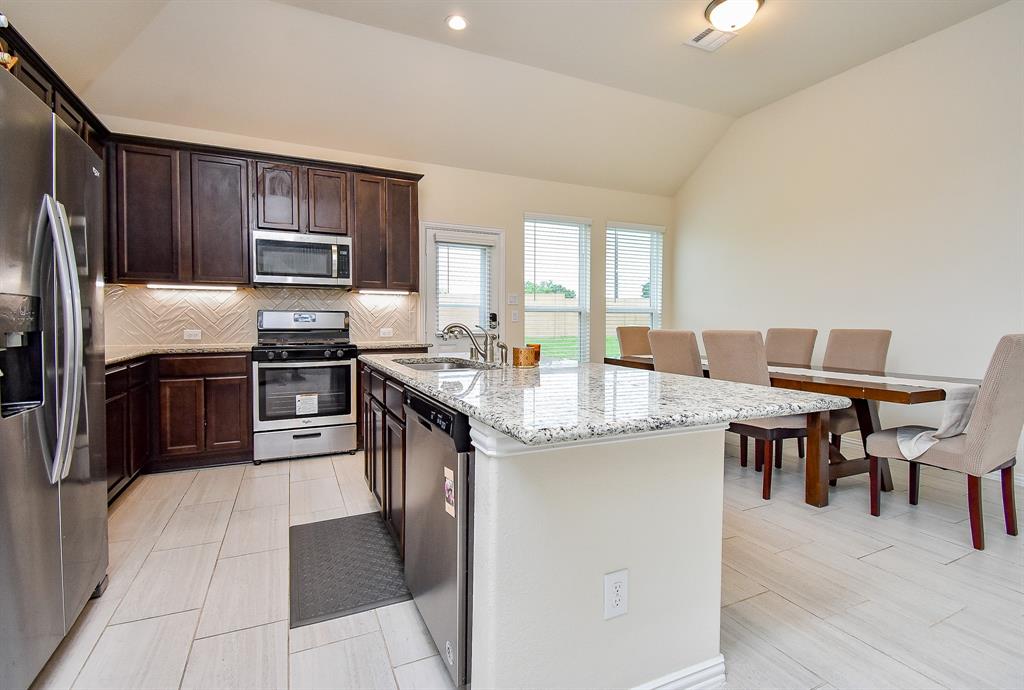 32903 Silver Meadow Way, Brookshire, Texas image 16