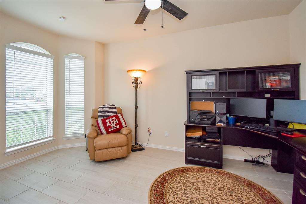 32903 Silver Meadow Way, Brookshire, Texas image 5