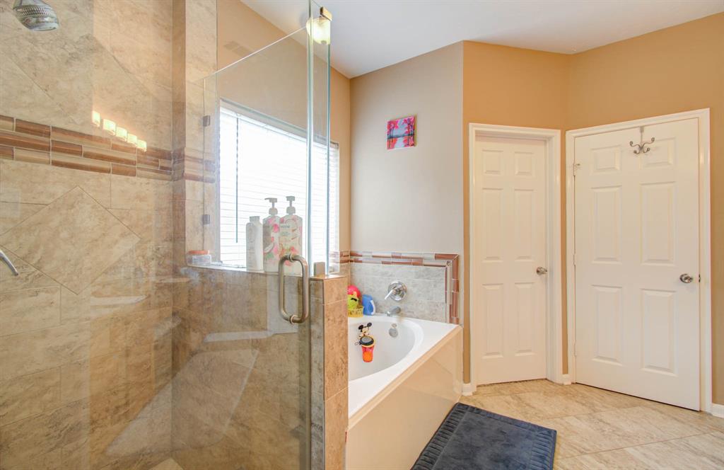 1814 Thistlecreek Court, Fresno, Texas image 16