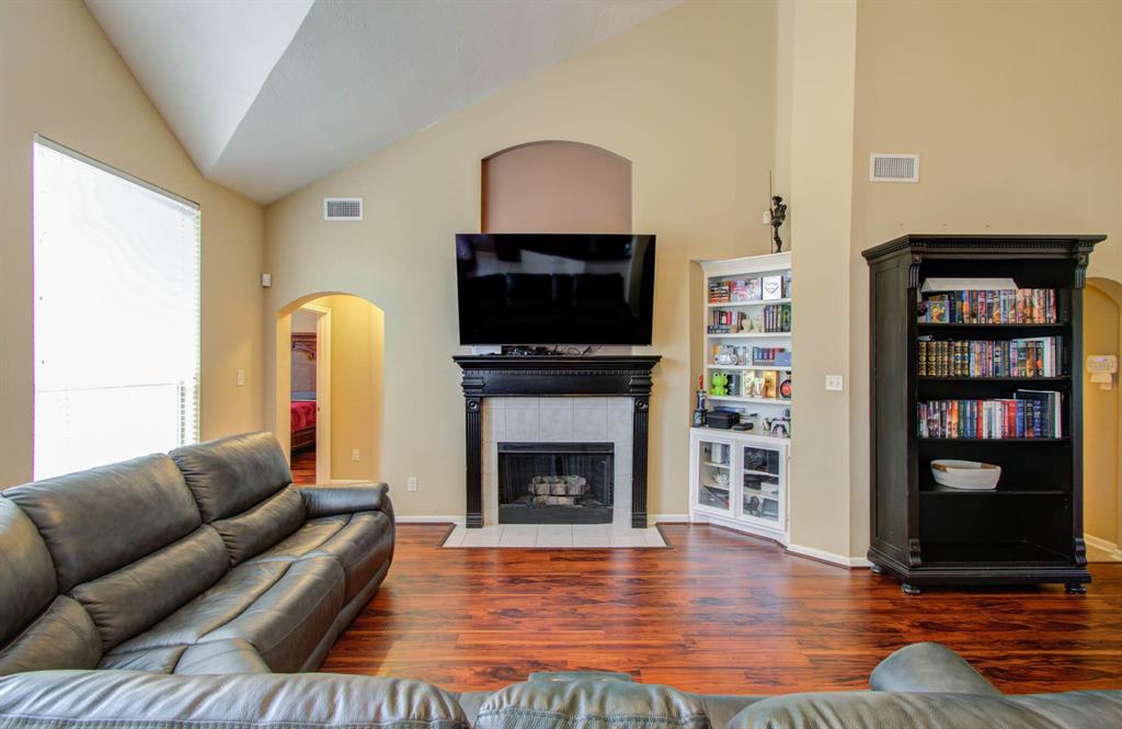 1814 Thistlecreek Court, Fresno, Texas image 8