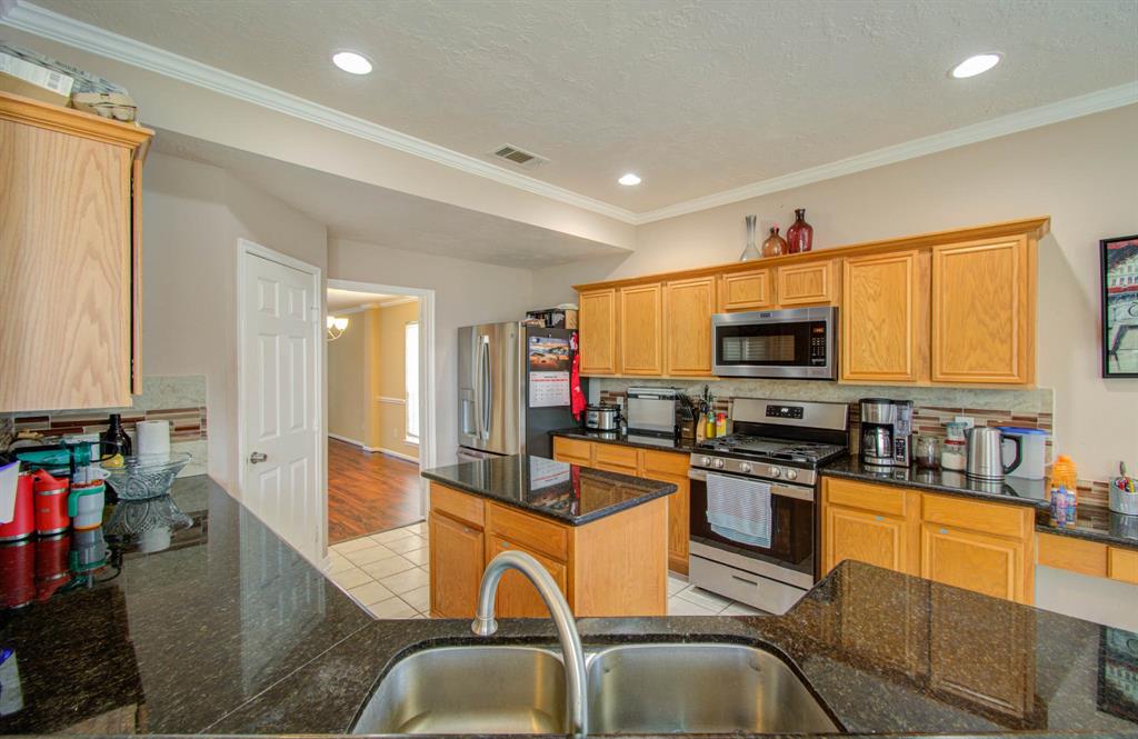 1814 Thistlecreek Court, Fresno, Texas image 12