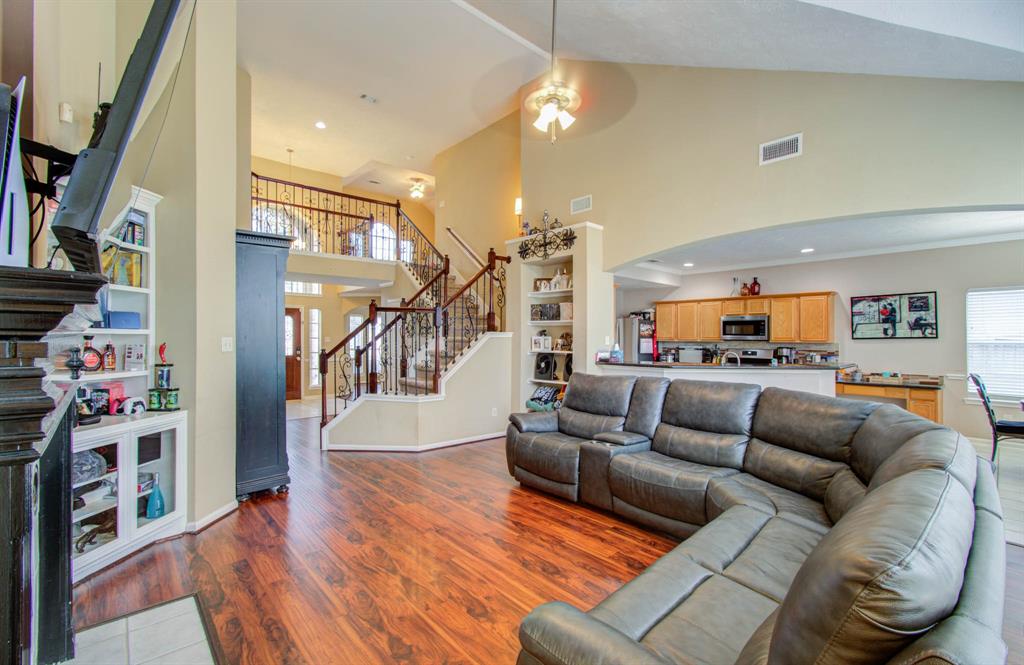 1814 Thistlecreek Court, Fresno, Texas image 9