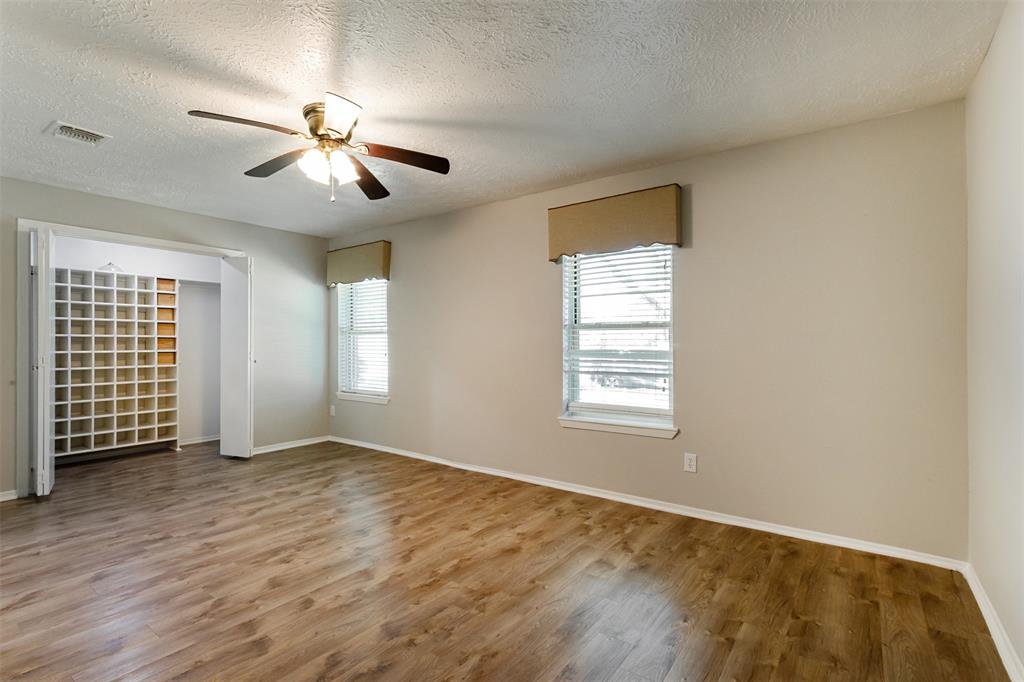 2105 Meadow Lark Lane, La Porte, Texas image 30
