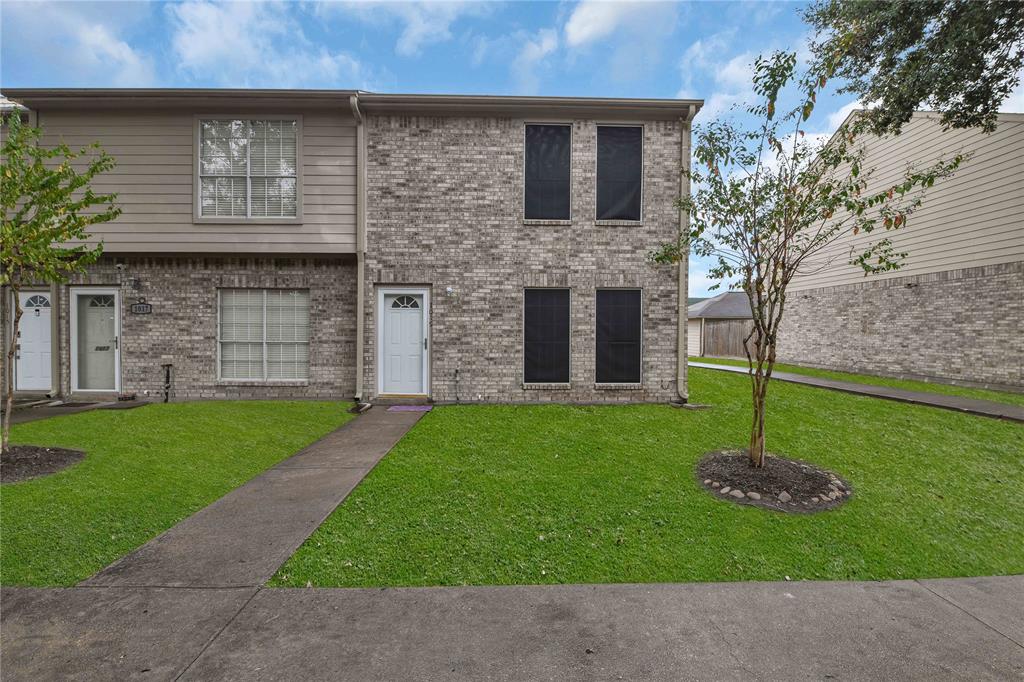 1019 Birnham Woods Boulevard, Pasadena, Texas image 1