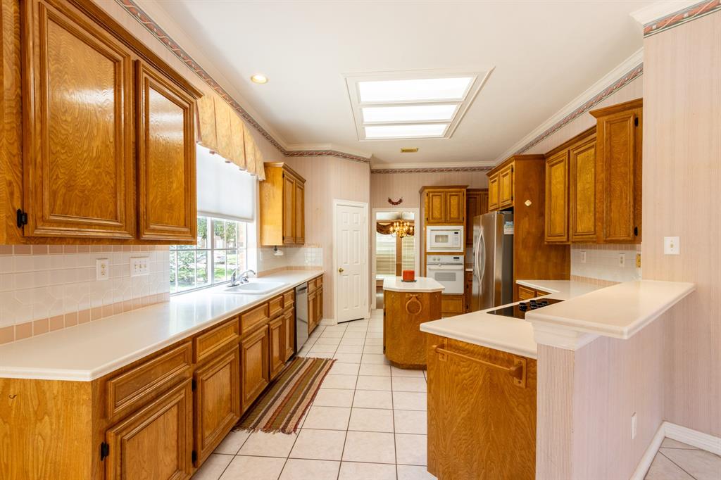 2107 Enchanted Lake Drive, League City, Texas image 11