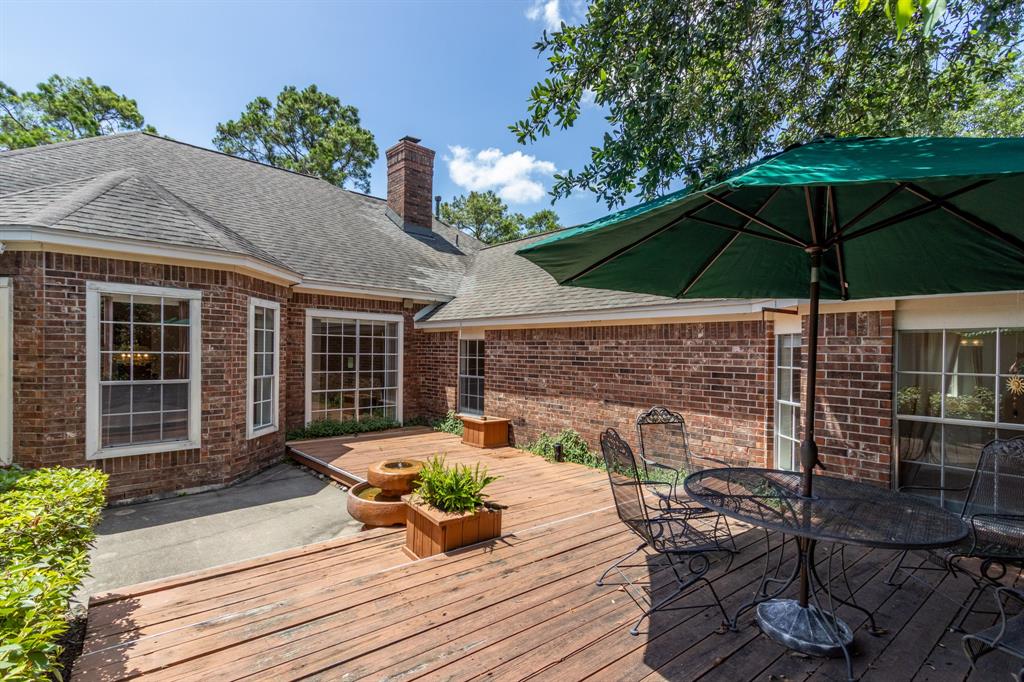 2107 Enchanted Lake Drive, League City, Texas image 41