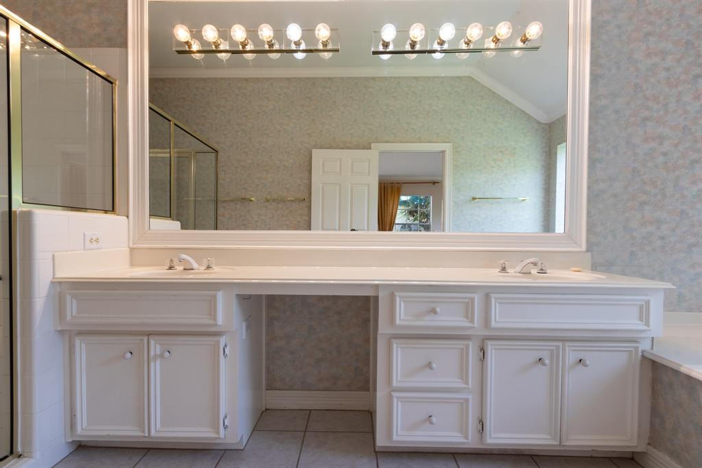 2107 Enchanted Lake Drive, League City, Texas image 23