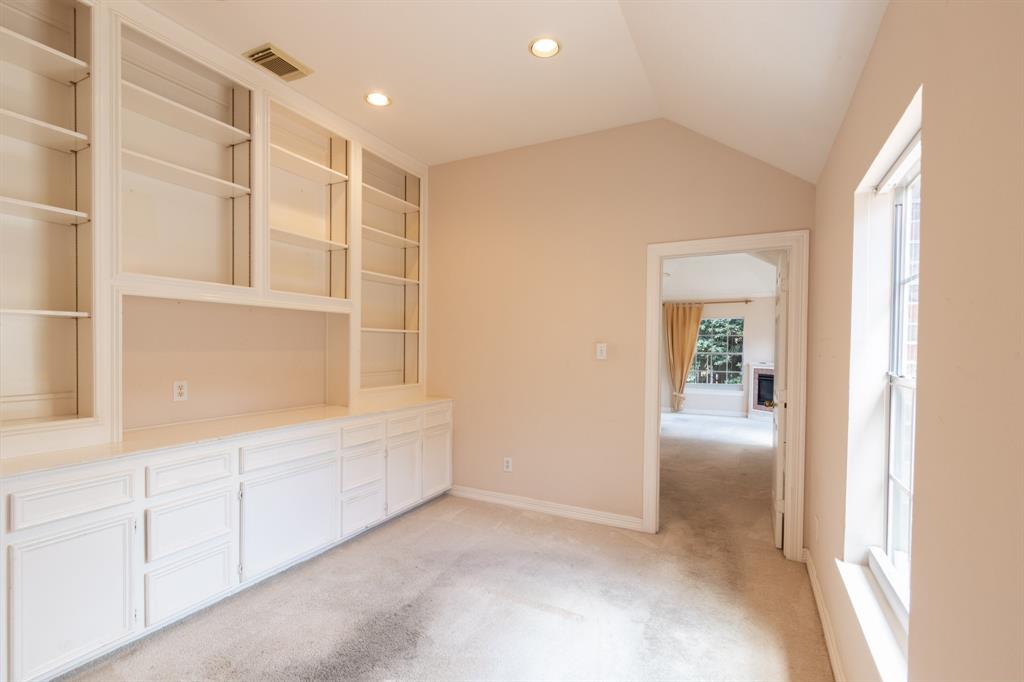 2107 Enchanted Lake Drive, League City, Texas image 17
