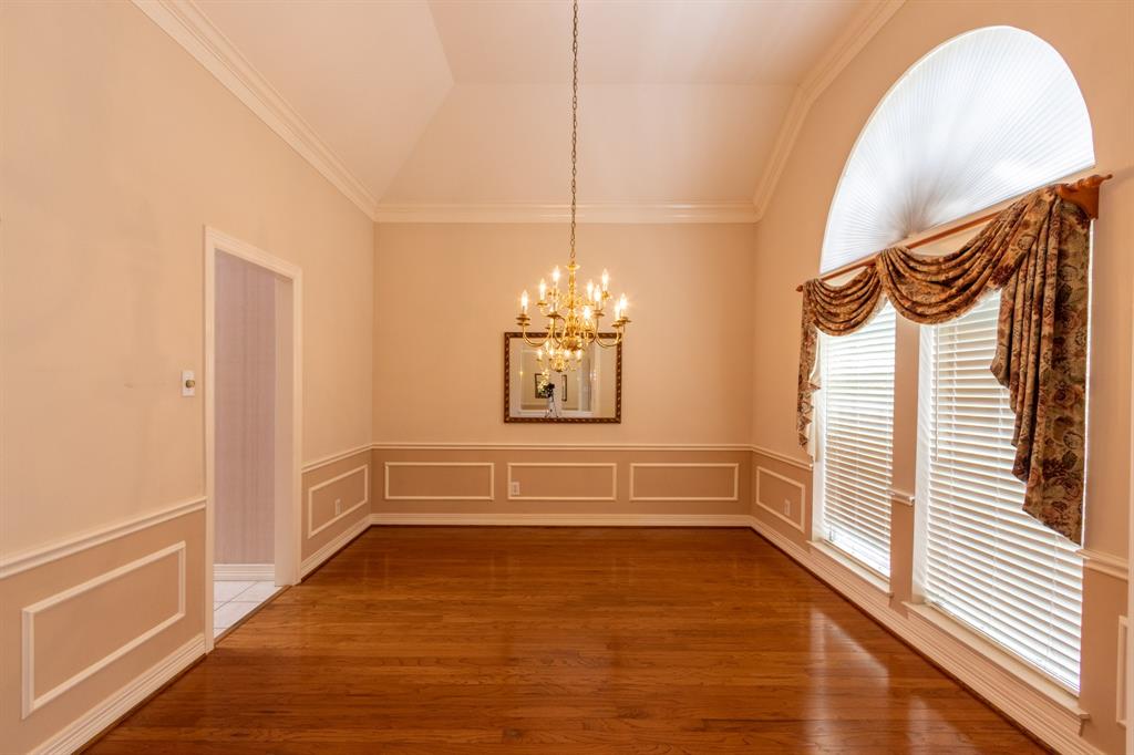 2107 Enchanted Lake Drive, League City, Texas image 6