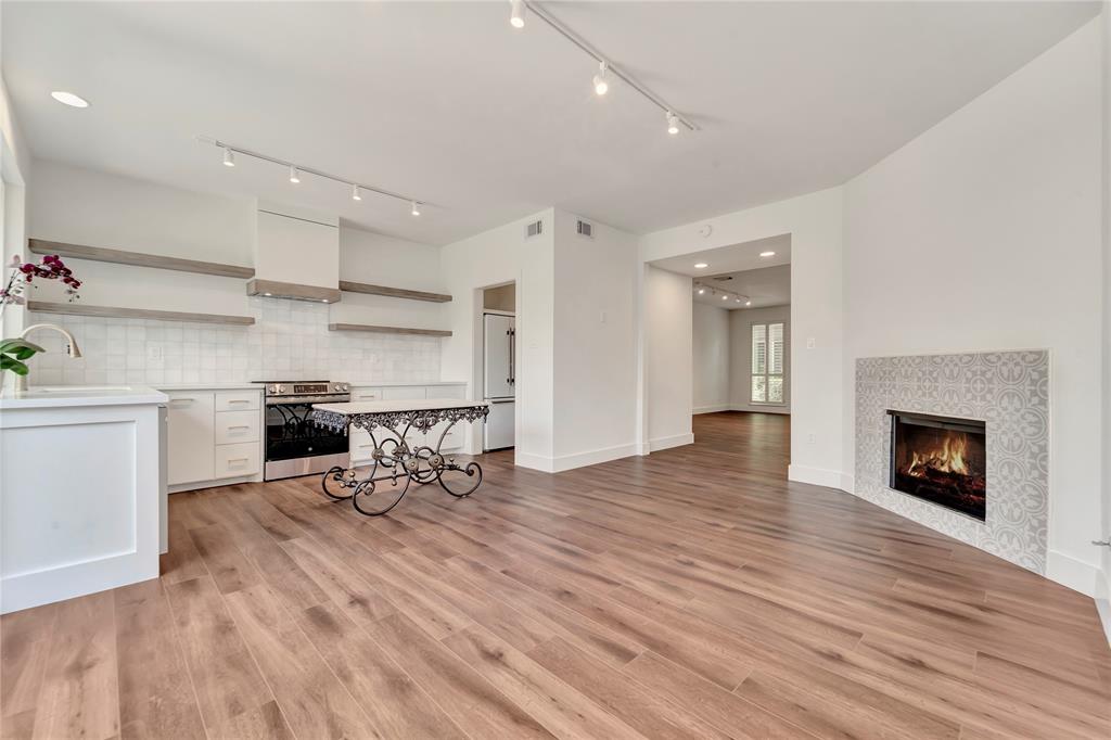 5803 Lynbrook Dr Drive #80, Houston, Texas image 4