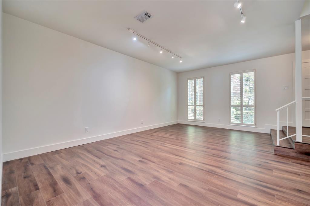 5803 Lynbrook Dr Drive #80, Houston, Texas image 3