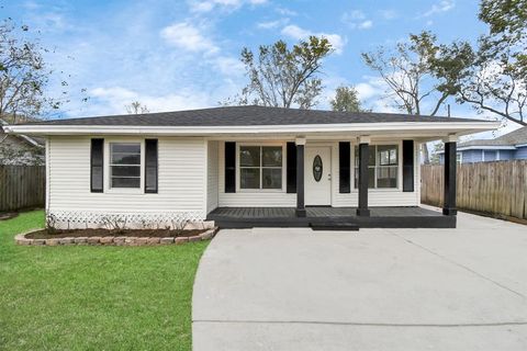 Photo of 2243 Matilda Street, Houston, TX 77039 (MLS # 23449344)