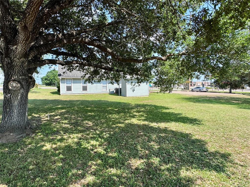 720 N Us Hwy 77, Schulenburg, Texas image 6