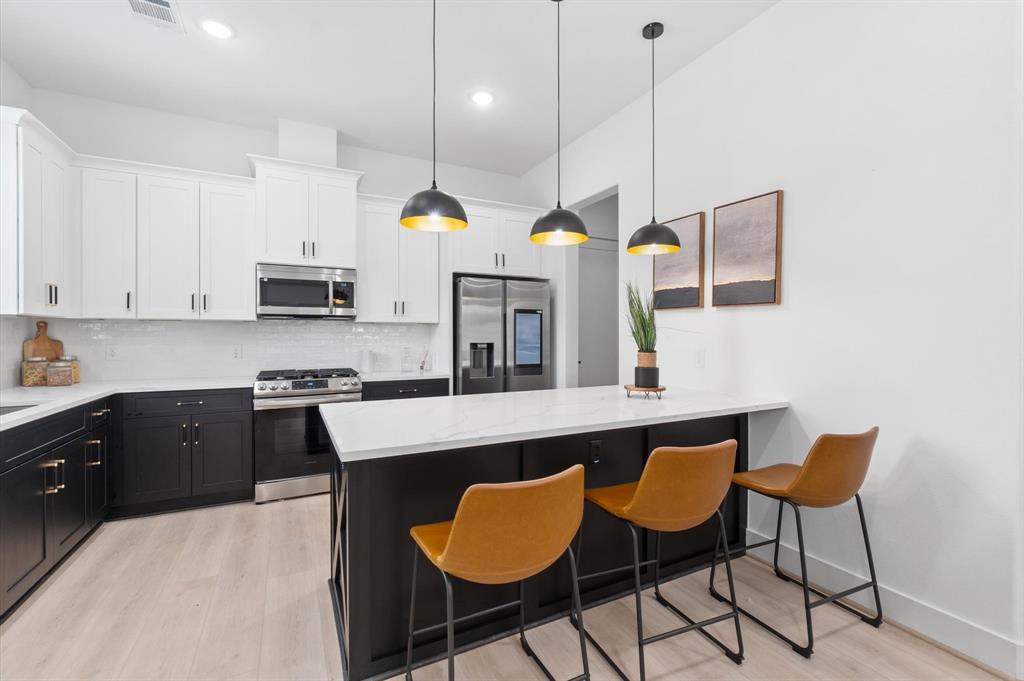 501 E 39th Street